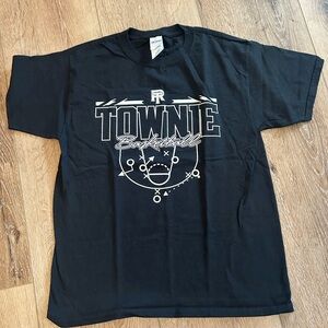 Townie Basketball Rutgers College T-shirt youth size Large  black and white